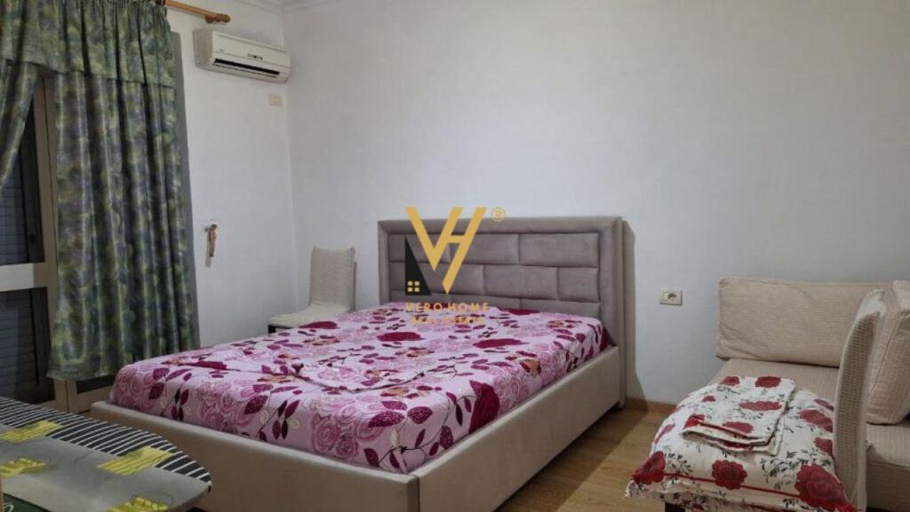 JEPET APARTAMENT 2+1+BLK ME QERA TE RRUGA E DURRESIT 600 EURO