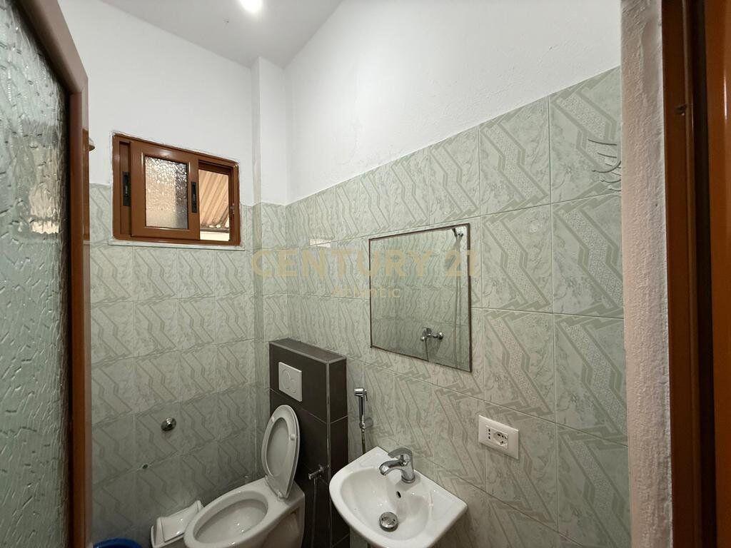 PRIVATE HOUSE FOR SALE IN PLAZH-RROTA E KUQE 100 METERS FROM THE SEA 320,000 € /Month