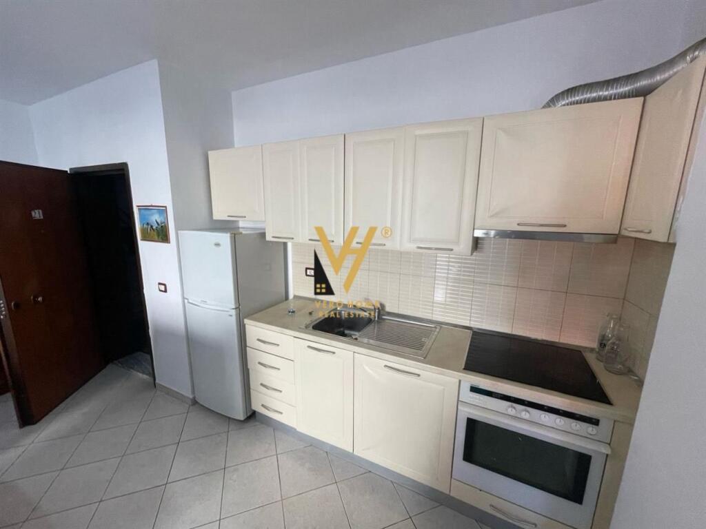JEPET APARTAMENT 2+1+BLK ME QERA NE ASTIR 50.000 LEKE