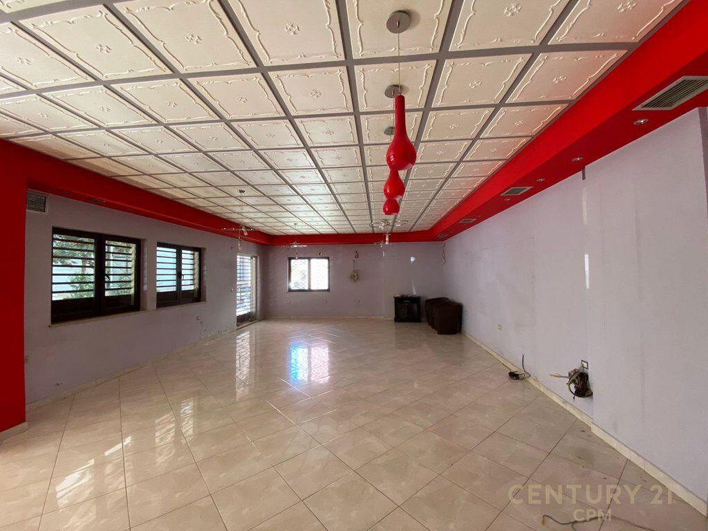 A Kodra E Diellit Affittiamo Locale! 530 € /Mese