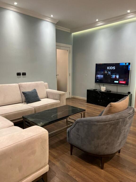 Appartamento in affitto 3+1 nel centro di Tirana (solo per stranieri)