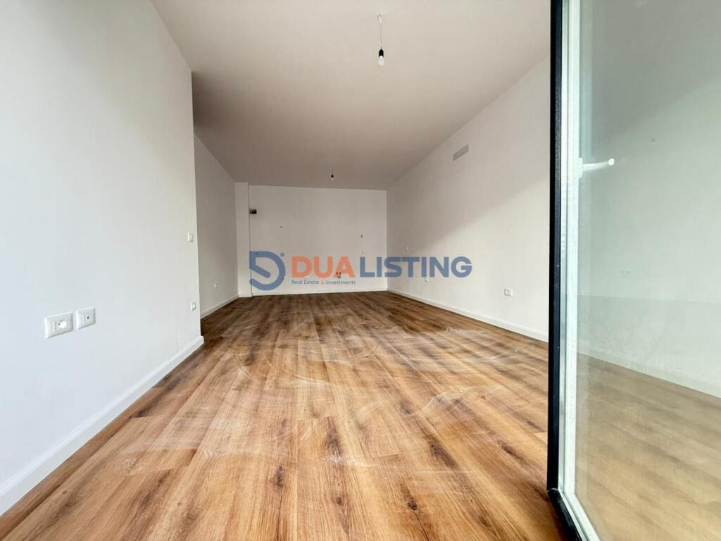 OKAZION! Shesim Apartament 3+1+2 në Diellon Apartments, Paskuqan!
