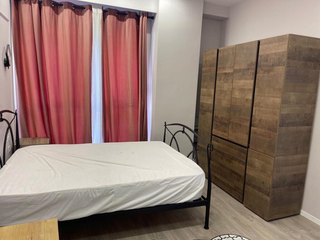 Apartament 2+1+2 me parkim per qira te Fusha e Aviacionit