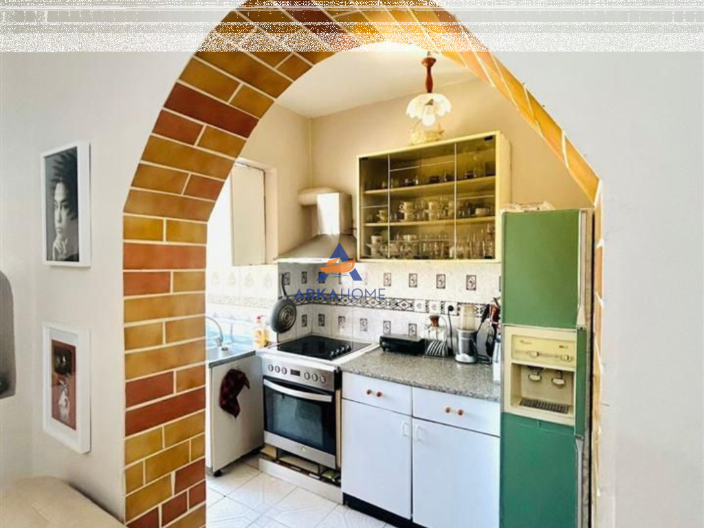 FOR SALE APARTMENT 2+1+BALCONY "NEAR THE FORMER ELECTRIC MARKET, TODI SHKURTI STREET" 150000 EURO