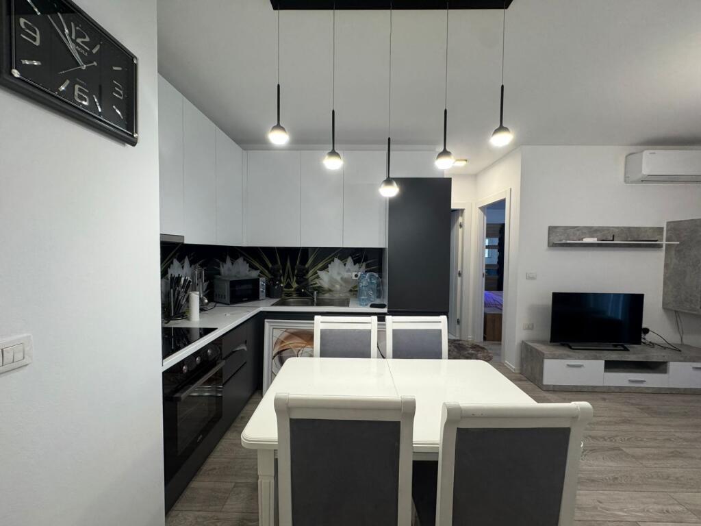 Apartament 2+1 me parkim per qira ne Don Bosko