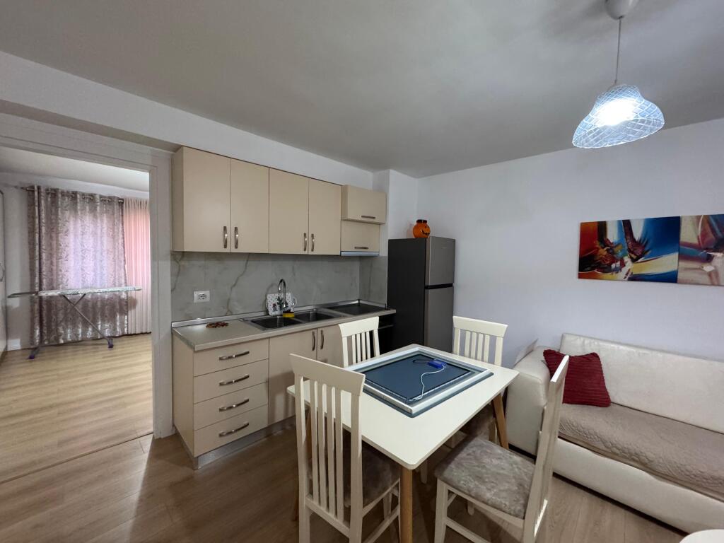 🏡 Appartamento 1+1 in affitto 📍 Vicino alla scuola “Osman Myderizi”