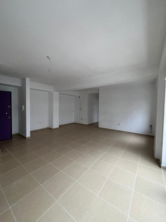 OKAZION! APARTAMENT 2+1 PER SHITJE TEK KODRA E DIELLIT 2