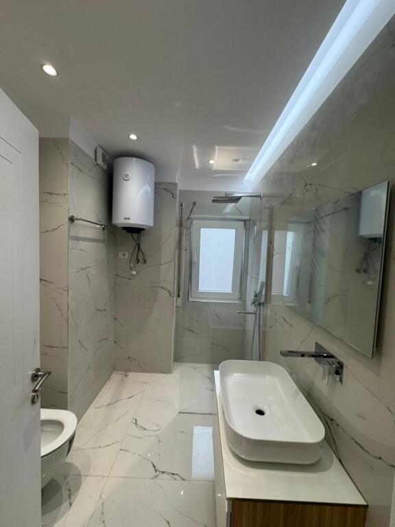 🏡 Jepet me qira apartament 2+1 📍 Him Kolli