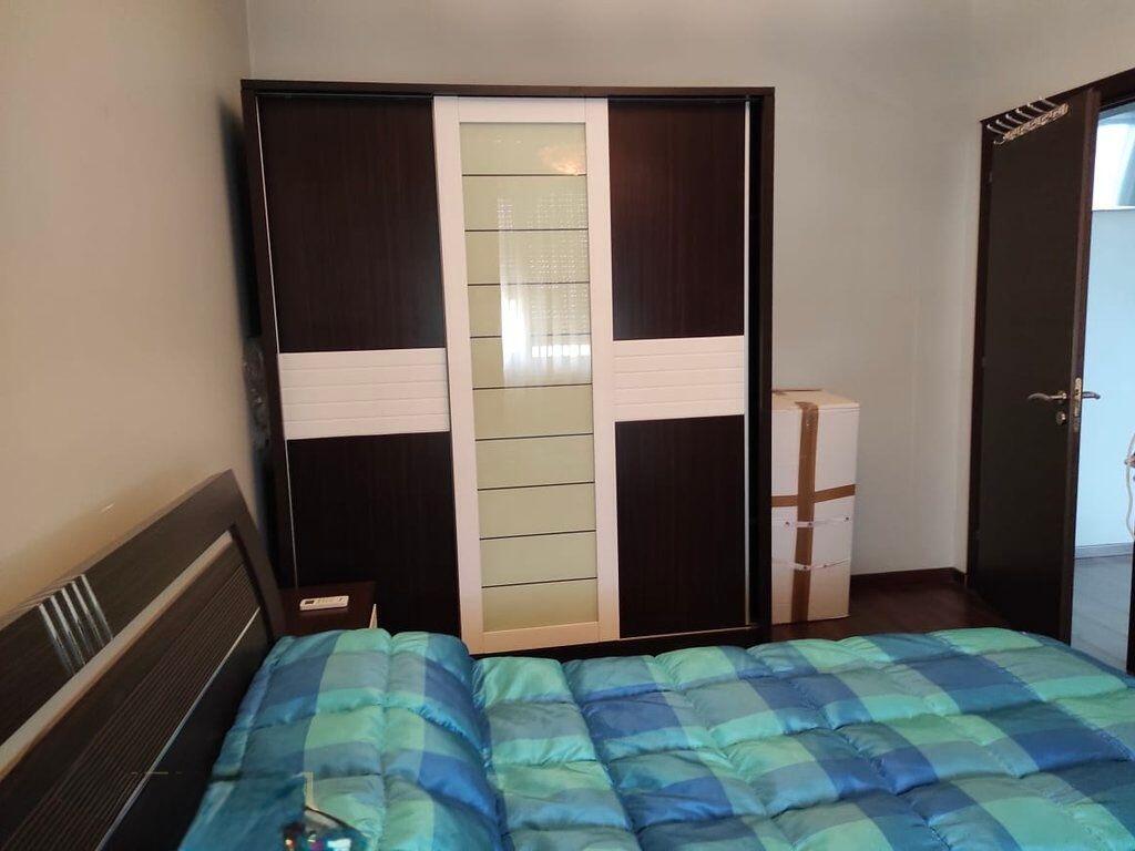 Apartament 2+1 Plotesisht i Mobiluar – Sheshi Wilson, Kati 6, 90m²
