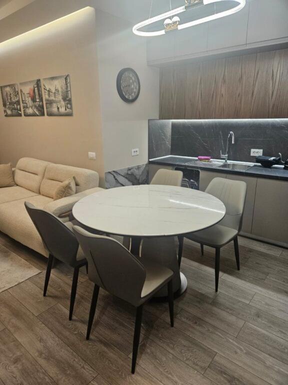 🏡 Nuovo Appartamento 2+1+2 in Affitto – Via Dritan Hoxha, Zona Dogana