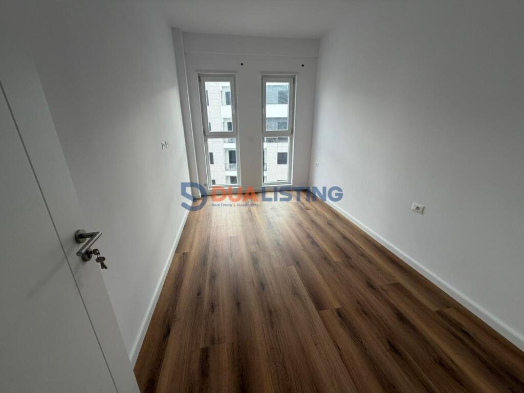 OKAZION! Shesim Apartament 3+1+2 në Diellon Apartments, Paskuqan!