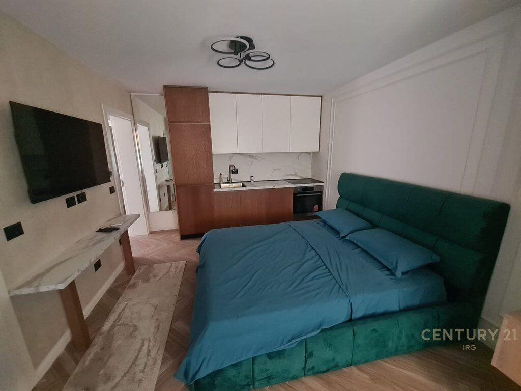 MONOLOCALE A MYSLYM SHYRI! 400 € /Mese Superficie Totale 30m2