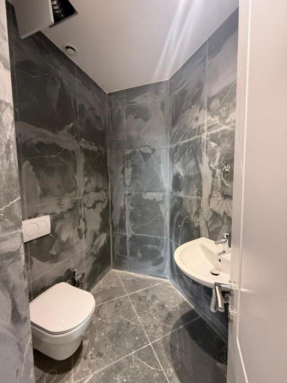 Appartamento di lusso 2+1+2 con veranda in vendita RESIDENZA LAKE VIEW