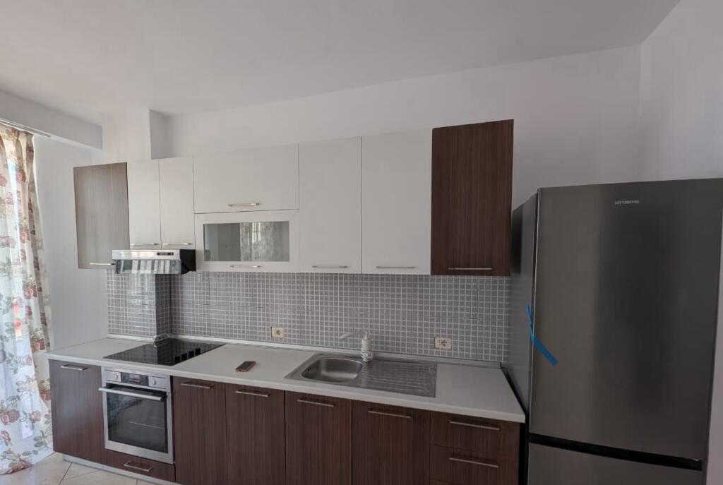 APARTAMENT ME QERA 2+1 OXHAKU 55.000 LEKE