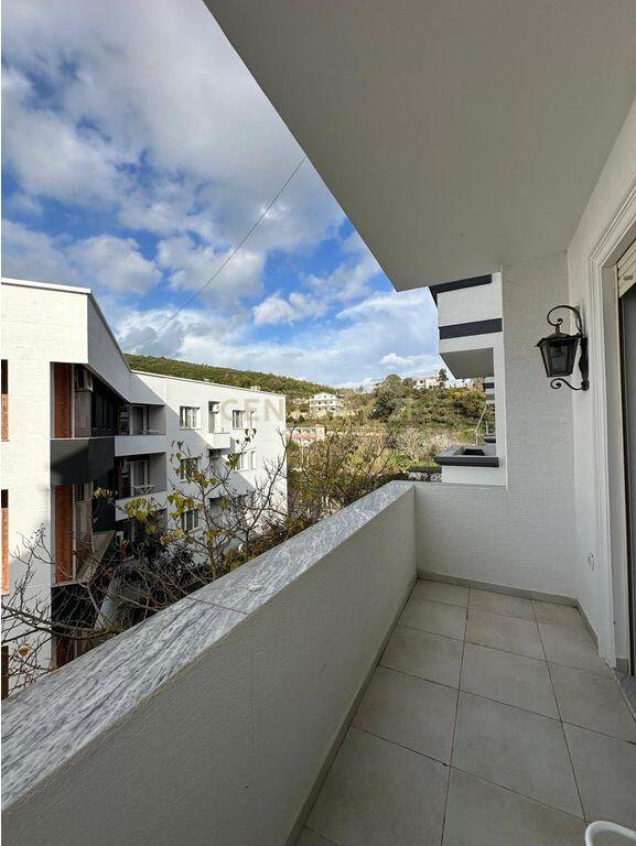 APPARTAMENTO 1+1 IN VENDITA A GJIRI I LALZIT VICINO AL COMPLESSO "INSIFA" 110,000 €