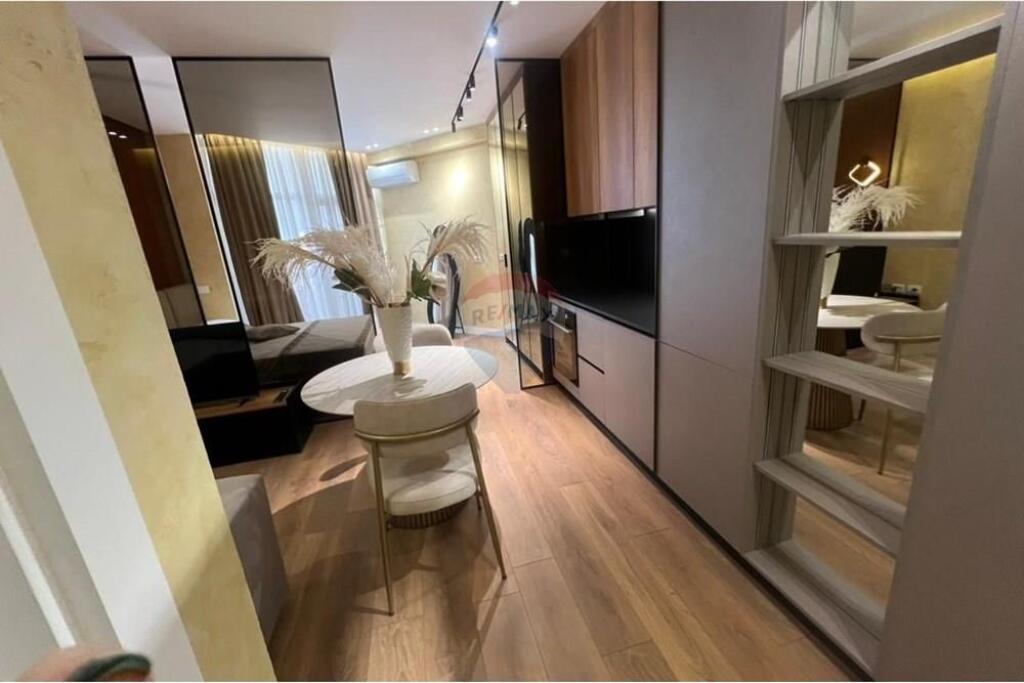 Appartamento - In Vendita - Via Kavajës, Tirana(ID: 530181095-236)