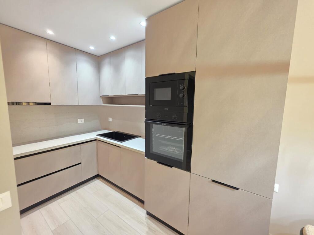 Newly renovated apartment for sale near the Former Exhibition