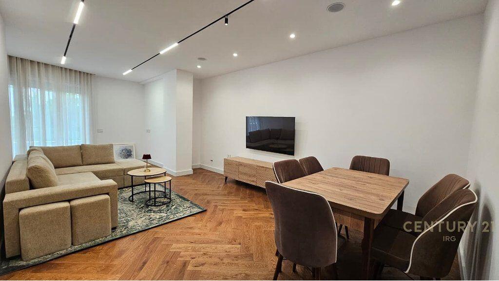 APPARTAMENTO IN AFFITTO 2+1+2 IN CENTRO. 1.500 € /Mese Sup. Totale  100m2