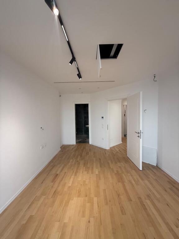 Apartament 2+1 + Parkim tek Lake View Residence!