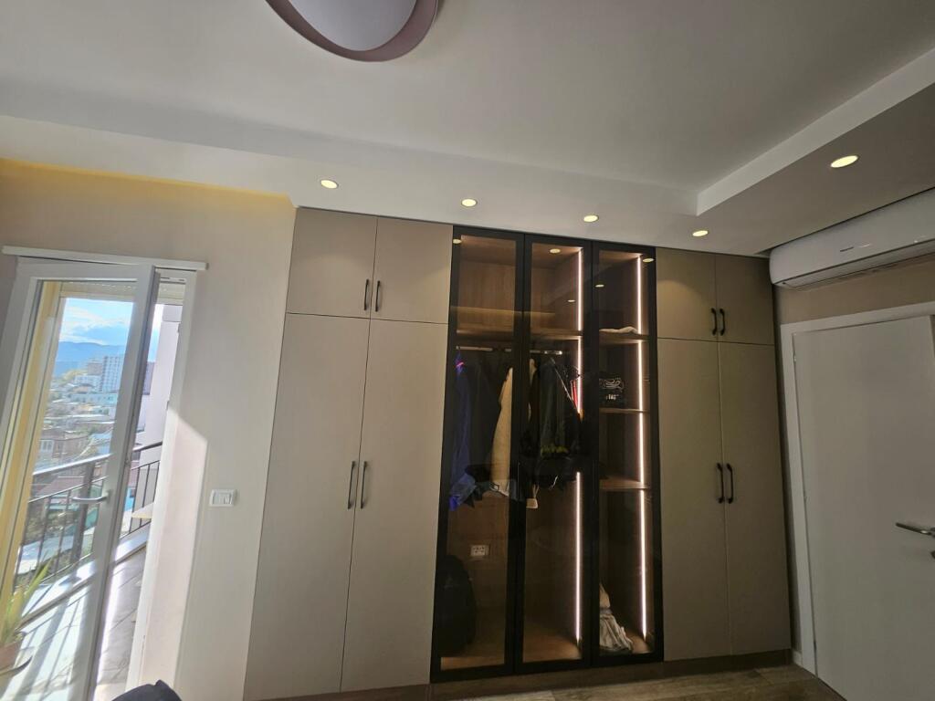 2+1,furnished,in Lapraka,700 thousand lek