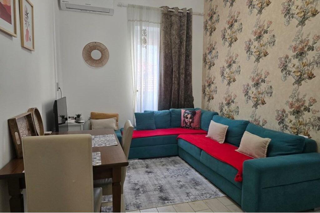 Apartament - Për Qira - Rruga Sami Frashëri, Tiranë
