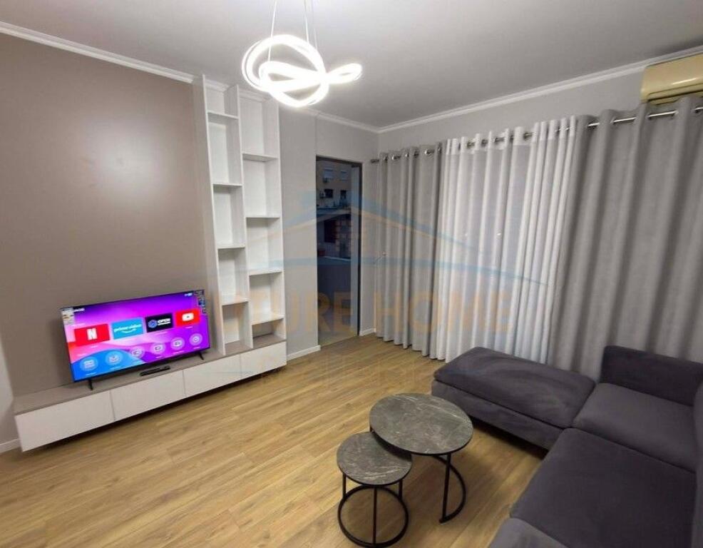 For sale, Apartment 1+1 Unaza e Re, Tirana