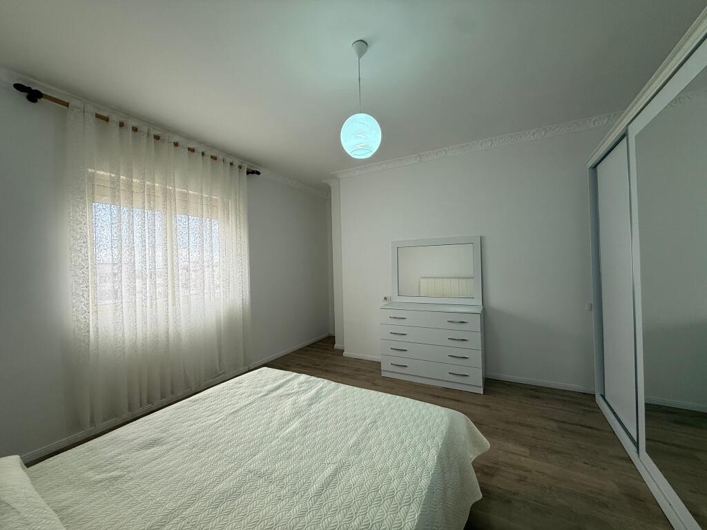 I rent out the apartment at the railway beach
