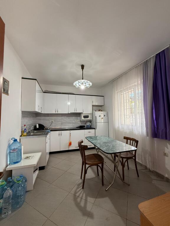 Casa privata in affitto a Lapraka vicino a KMY