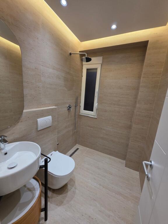 Newly renovated apartment for sale near the Former Exhibition