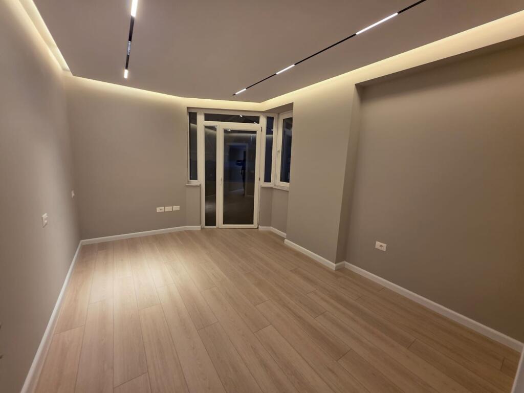Newly renovated apartment for sale near the Former Exhibition