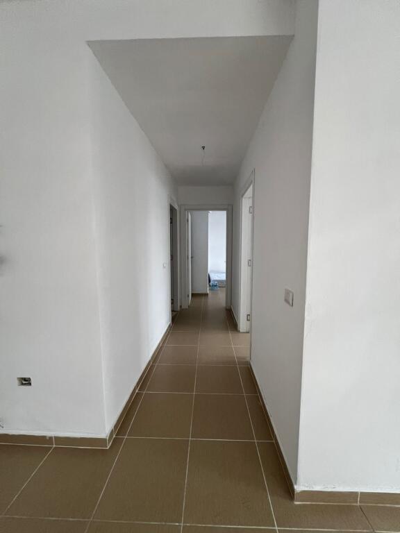 OKAZION! APARTAMENT 2+1 PER SHITJE TEK KODRA E DIELLIT 2