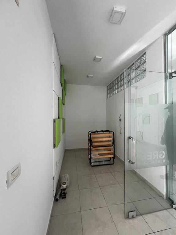 Business Premises for Annual Rent Vlore