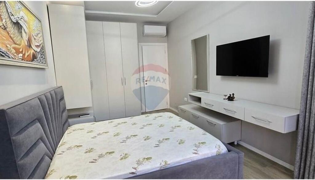 Apartment 1+1 for rent at the Paris Municipality