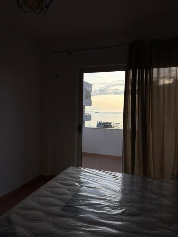 Super 1+1 apartments for rent with sea view