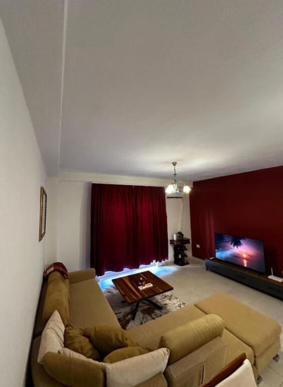 Apartament 2+1+2 + Parking, Rruga Panorama, Spak-u