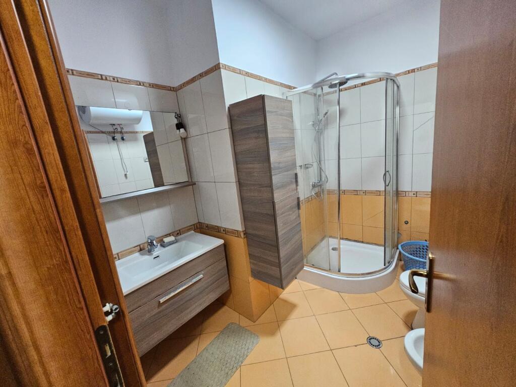 🏡 Appartamento in Affitto 3+1 – Laprakë