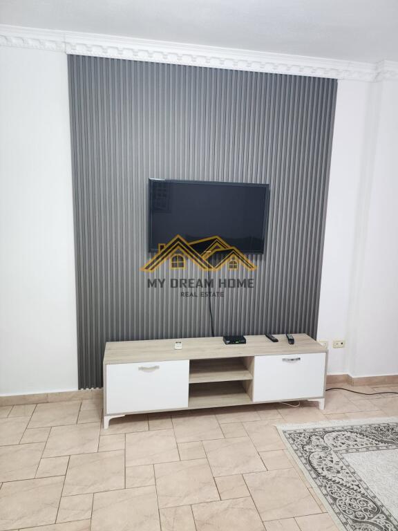 VENDESI APPARTAMENTO 1+1 SPIAGGIA DURAZZO !