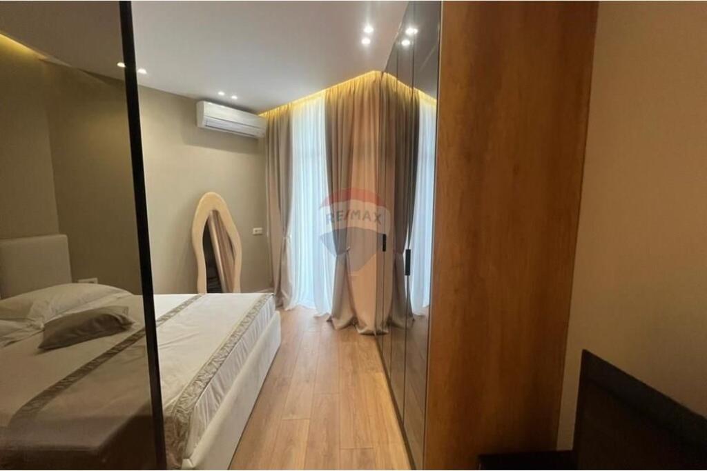 Apartment - For Sale - Skënderbej Square, Tirana(ID: 530181095-235)