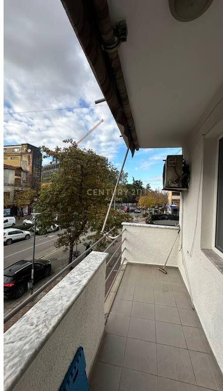 APPARTAMENTO 2+1+2 IN VENDITA VICINO AL VIALONE NENE TEREZA KAMEZ 104,670 €