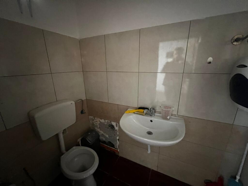 Business Premises for Annual Rent Vlore