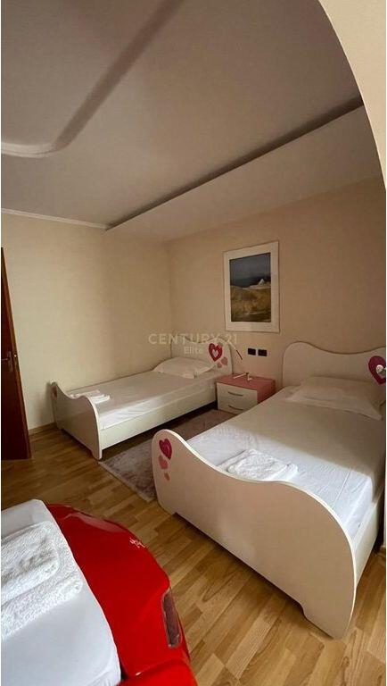 Qira – Apartament 2+1+2, Sheshi Willson