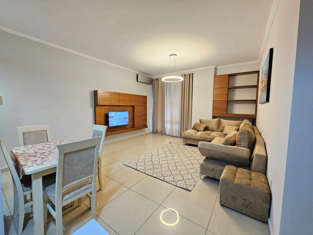 Jepet me qira apartament 1+1 në Delijorgji 📍 Godina “Helenikoni”