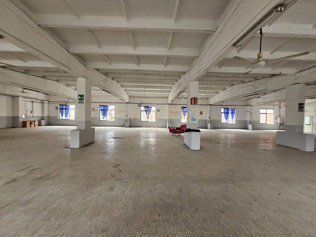 ALI DEMI – MAGAZINË ME QIRA, 1059 m²