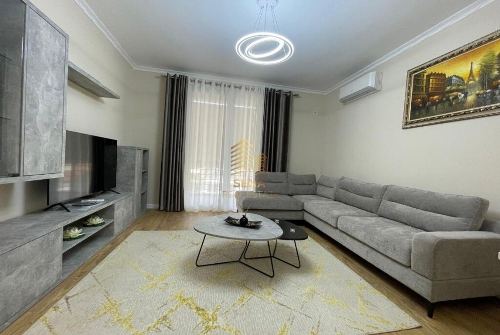 Affitto, Appartamento 2+1+2+Blk, Facoltà di Economia – Via Elbasan, 750 Euro/mese