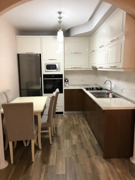 Apartment 1+1 for rent near Partizani High School + parking space 700 € /Month