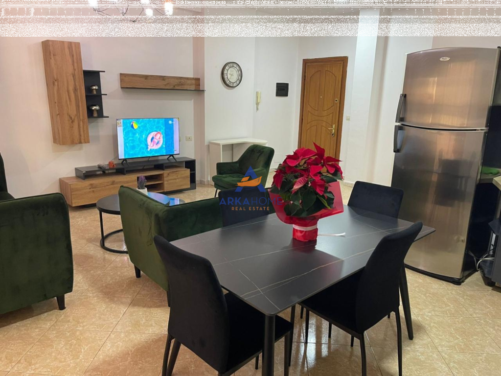 AFFITTASI APPARTAMENTO 2+1+2+BALCONE 778 EURO