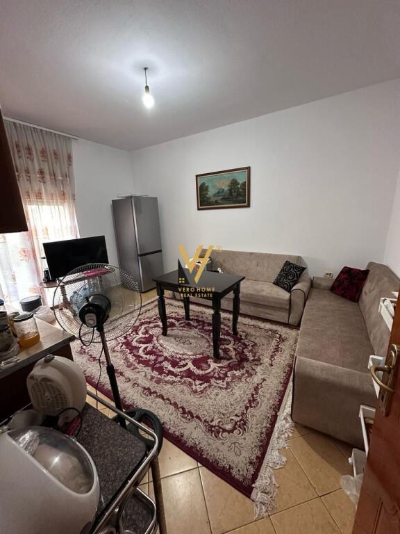 APPARTAMENTO 2+1+VERANDA IN AFFITTO AL NUOVO BOULEVARD 45.000 LEKE