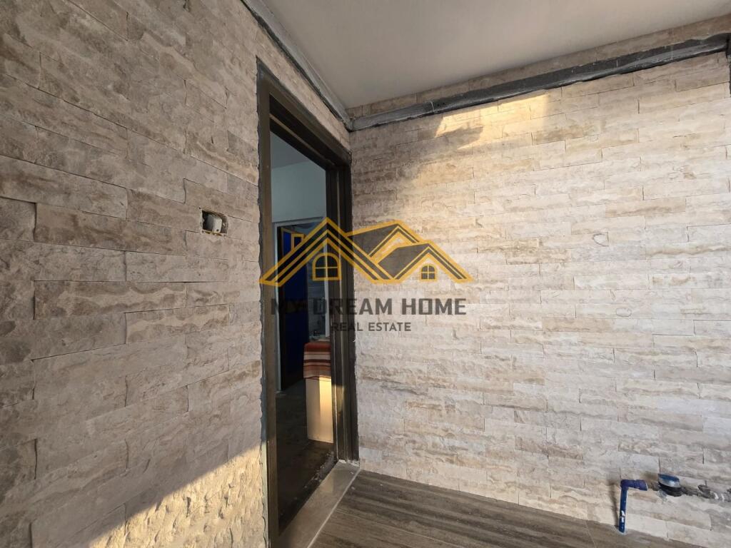 APPARTAMENTO 2+1 IN VENDITA VICINO A VALA PARK A DURRES!