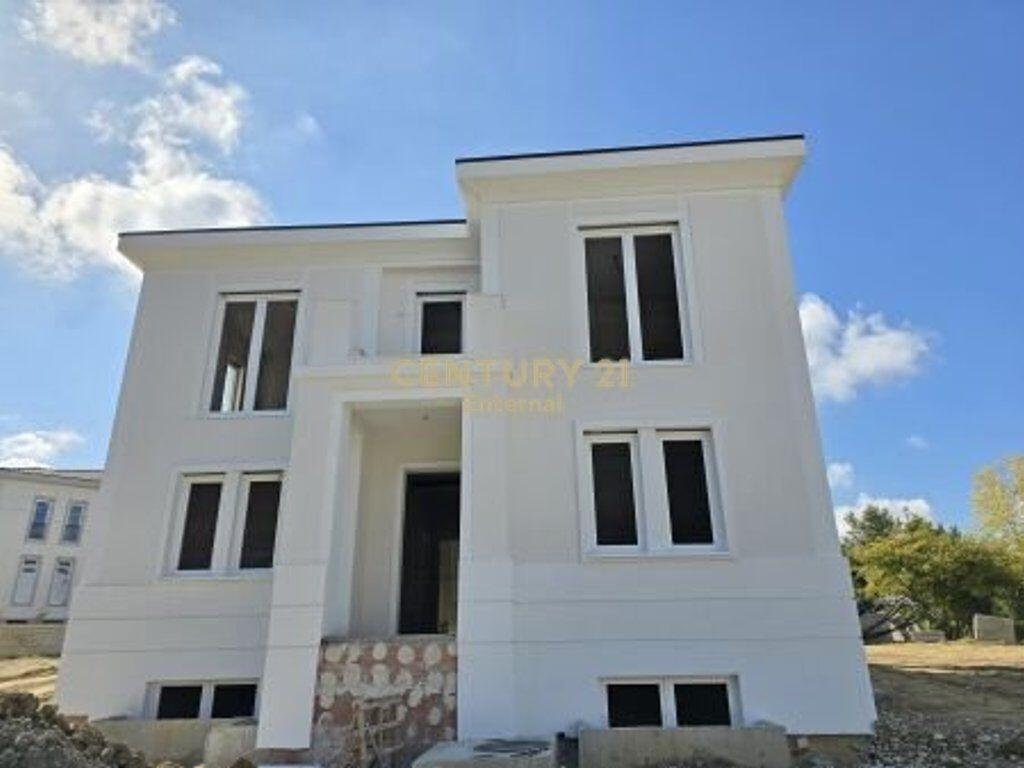 Villa in vendita a Rolling Hills 2 1.350.000 € Sup. Totale 484m2