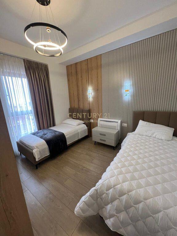 Appartamento 2+1+2 in affitto presso Garden Building Residence, Via Kavajës! 1.500 € /Mese Sup. Totale 110m2